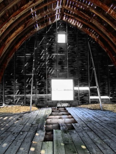 BARN BLACK WALL