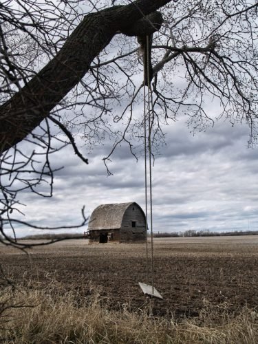 BARN SWING